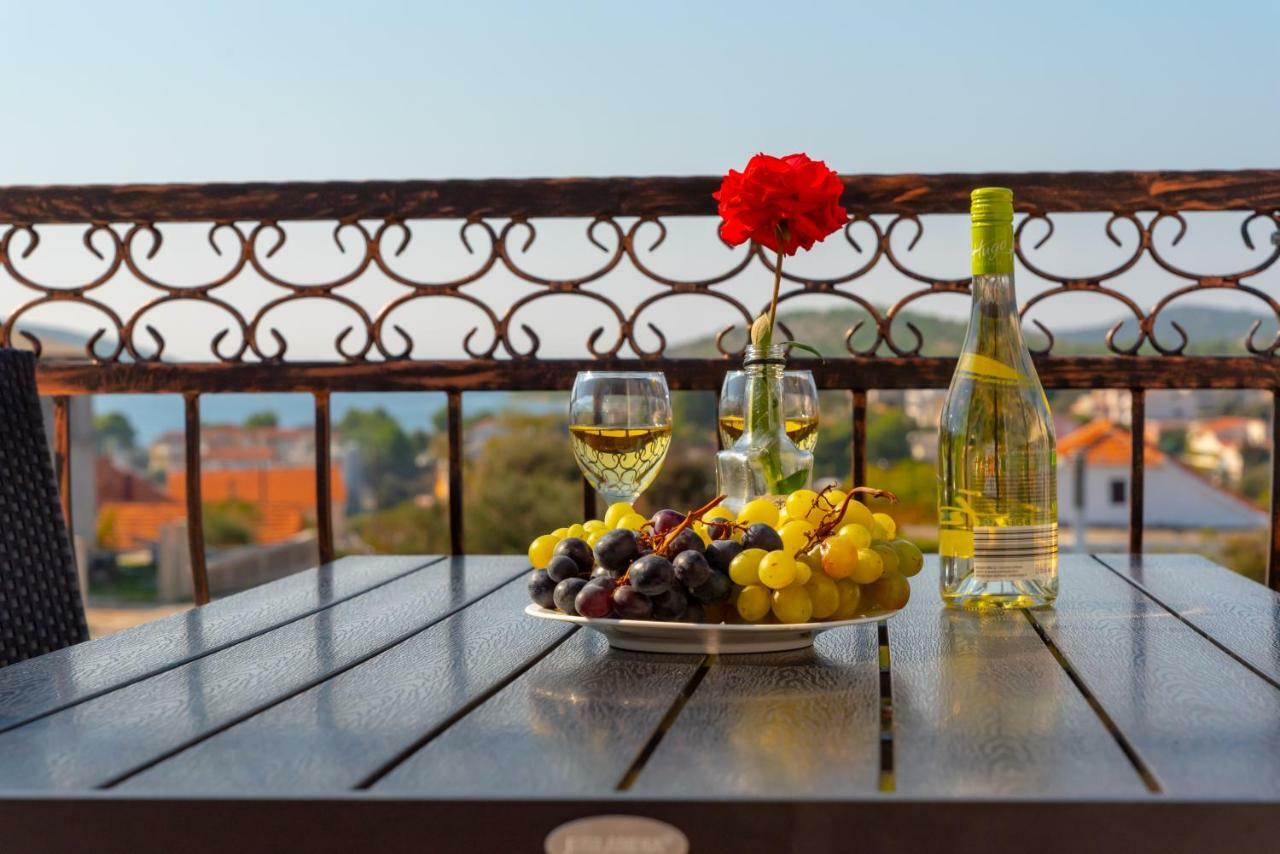Apartmani Dalmacjia Grebaštica Exterior foto